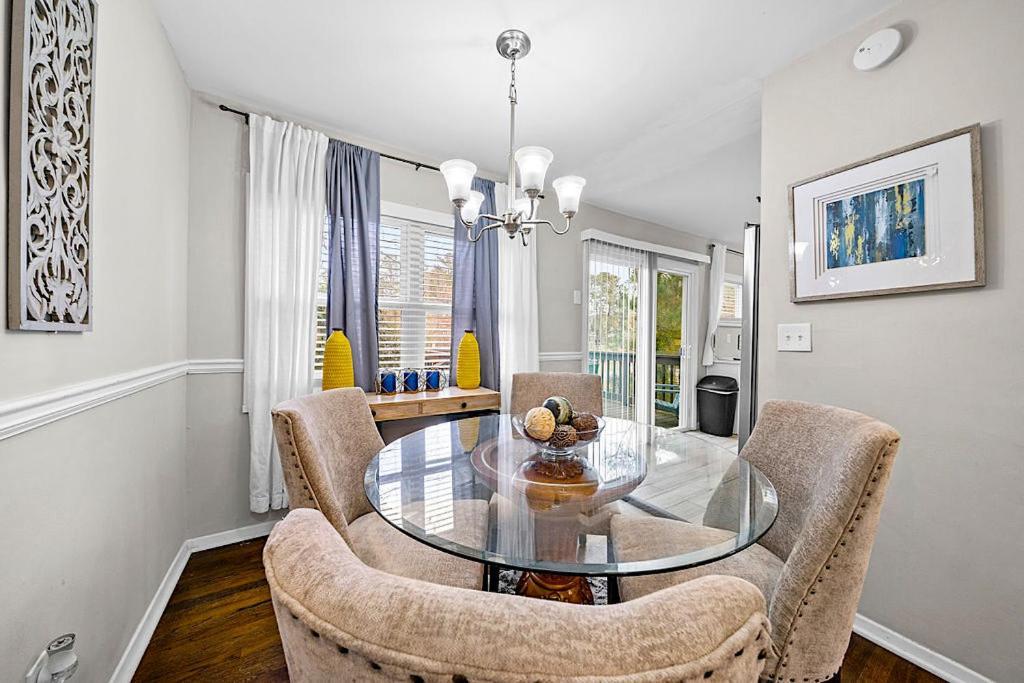 Goodkarma Rentals Refreshed Smyrna Home Near Battery Atl Half Mile To Interstateアトランタ エクステリア 写真