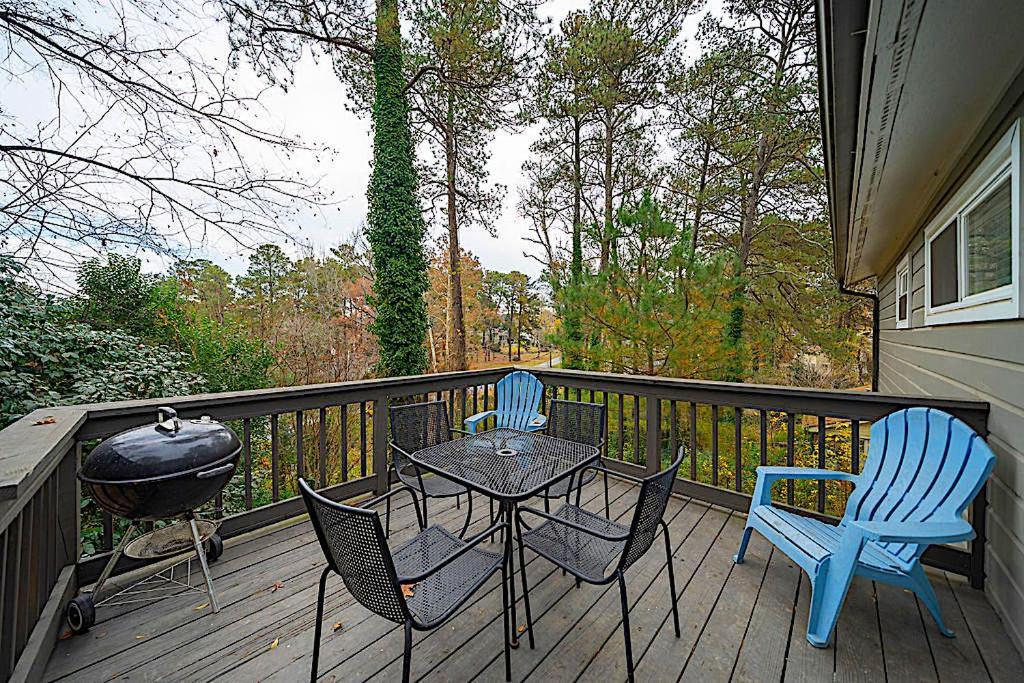 Goodkarma Rentals Refreshed Smyrna Home Near Battery Atl Half Mile To Interstateアトランタ エクステリア 写真